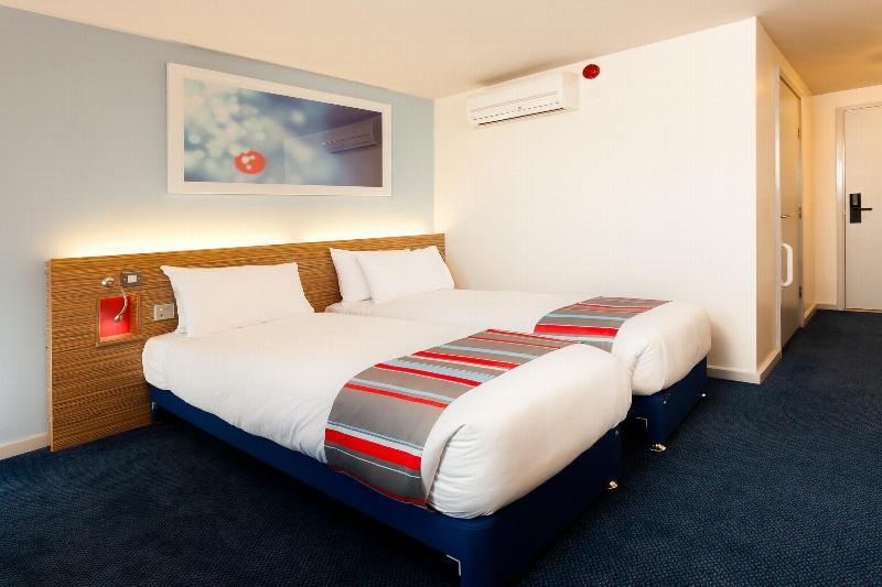 Travelodge Burton-Upon-Trent Central Дерби Экстерьер фото