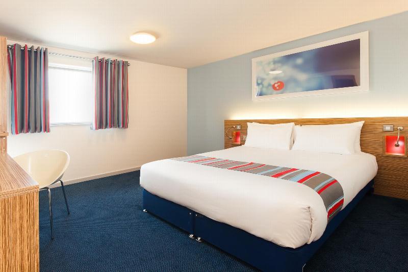 Travelodge Burton-Upon-Trent Central Дерби Экстерьер фото